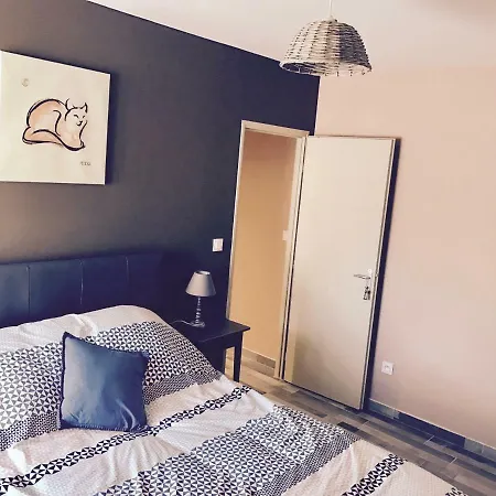 Appart 4 Personnes A 3 Minutes A Pied De La Cite Medievale Carcassonne