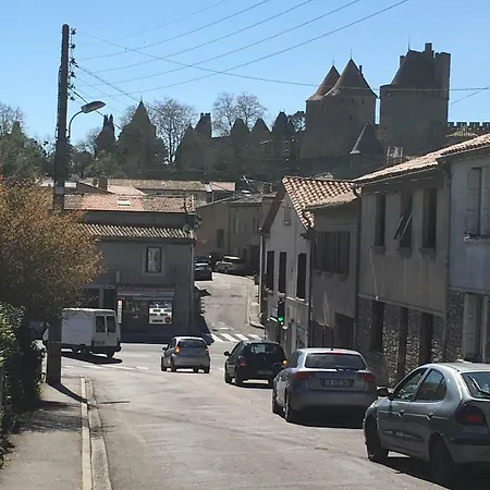 Appart 4 Personnes A 3 Minutes A Pied De La Cite Medievale Apartment *