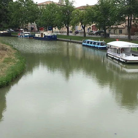 Appart 4 Personnes A 3 Minutes A Pied De La Cite Medievale Apartment Carcassonne